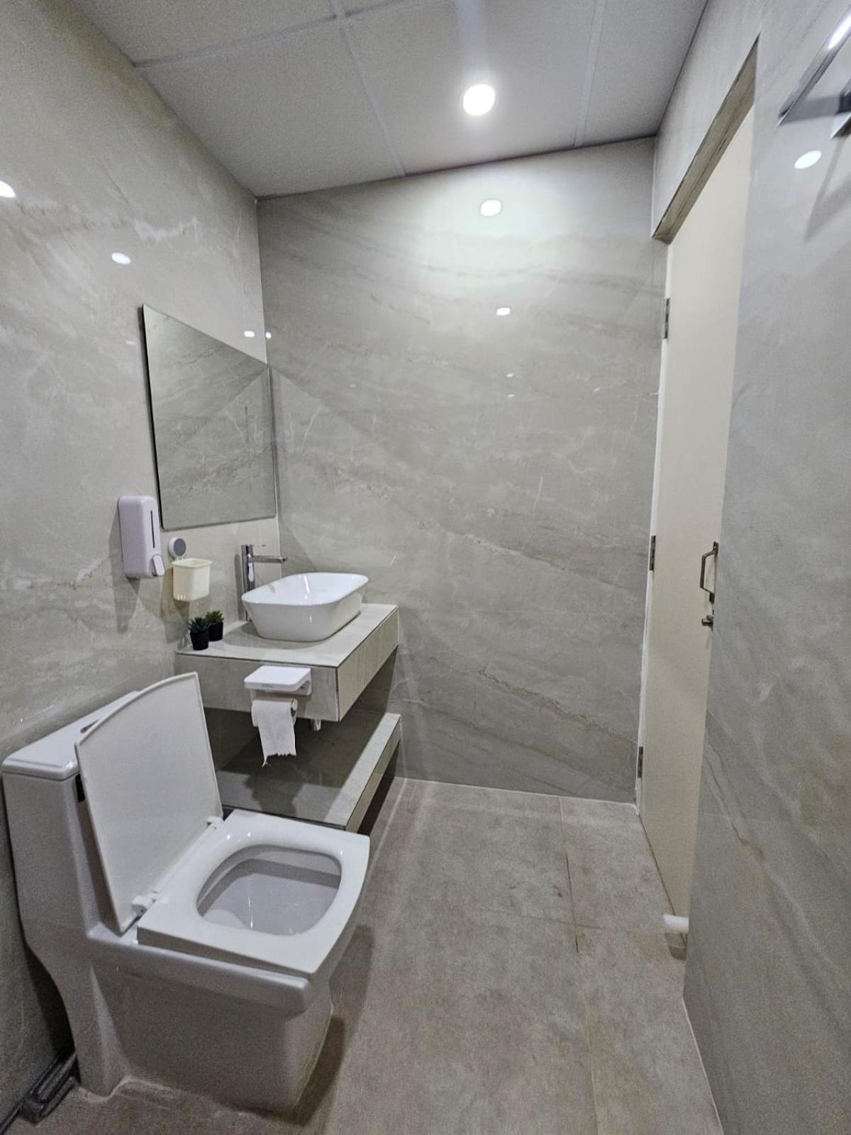 The Nest Bed & Breakfast Bhubaneswar Bagian luar foto
