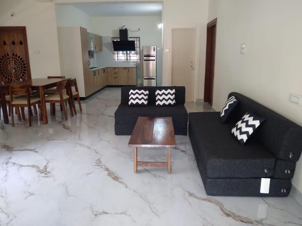 The Nest Bed & Breakfast Bhubaneswar Bagian luar foto